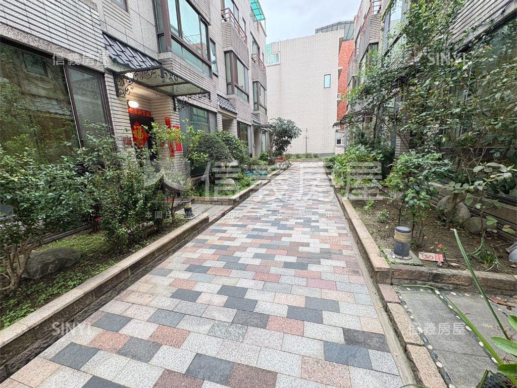 大墅雲集溫馨採光別墅房屋室內格局與周邊環境