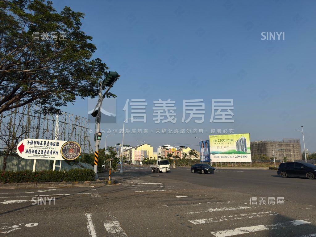 歸仁近高鐵特區土地房屋室內格局與周邊環境