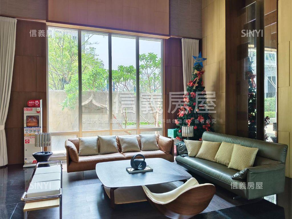 專任近高鐵．站前兩房車位房屋室內格局與周邊環境