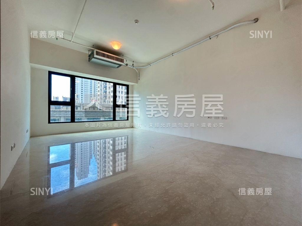 皇苑世紀館雙平車房屋室內格局與周邊環境