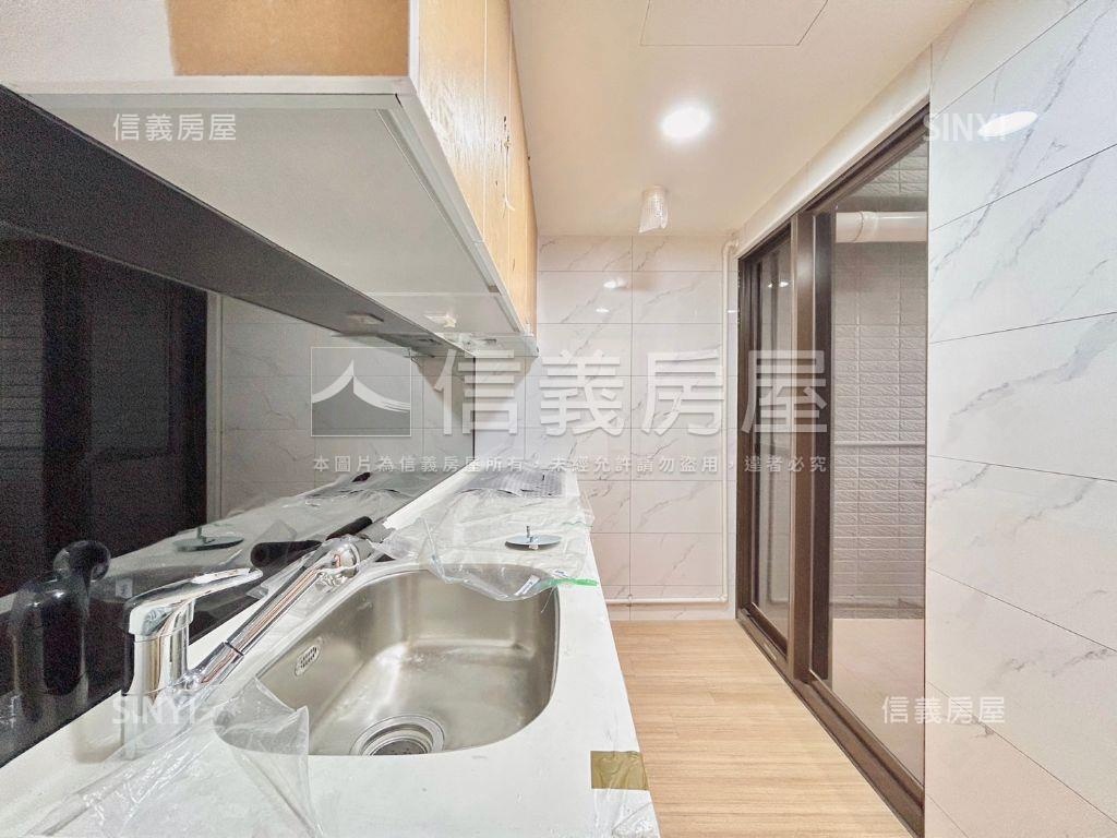 金雅。昕觀邸兩房平面車位房屋室內格局與周邊環境