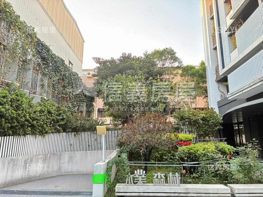 樸森林質感３房雙平車位房屋室內格局與周邊環境