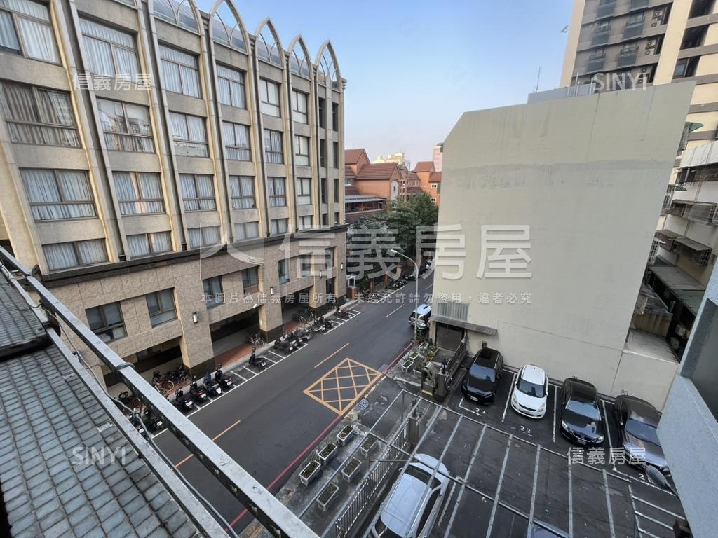 超羣大廈大三房稀有釋出讚房屋室內格局與周邊環境