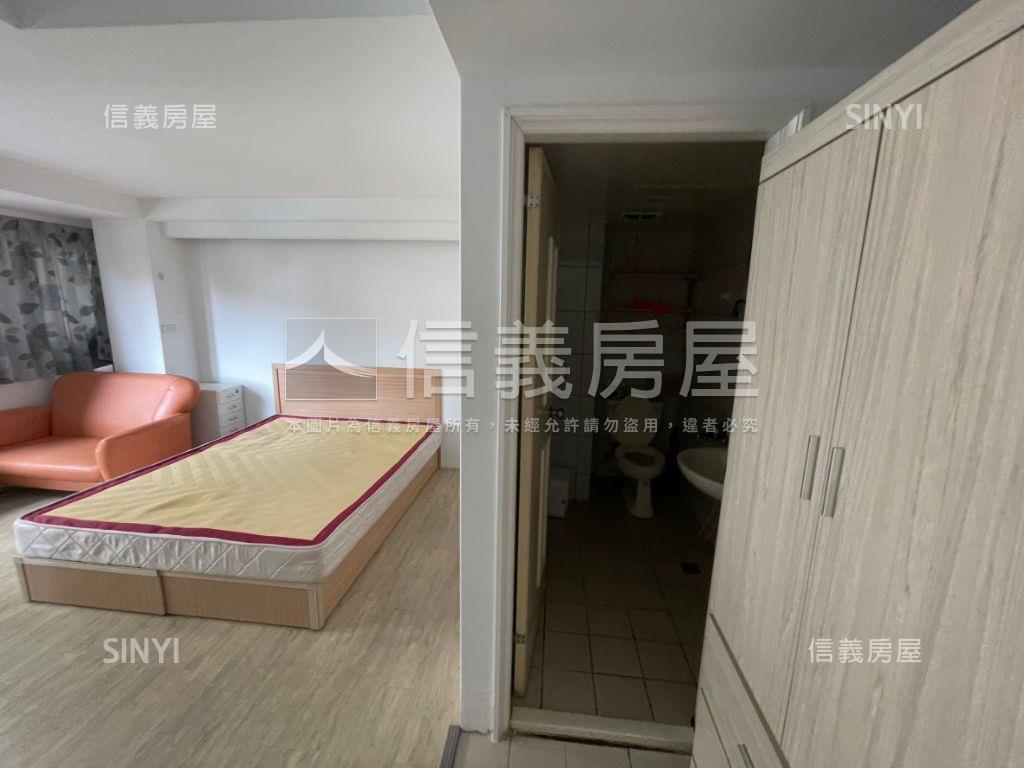 東海角窗店面透套房屋室內格局與周邊環境