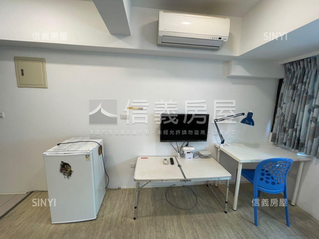 東海角窗店面透套房屋室內格局與周邊環境