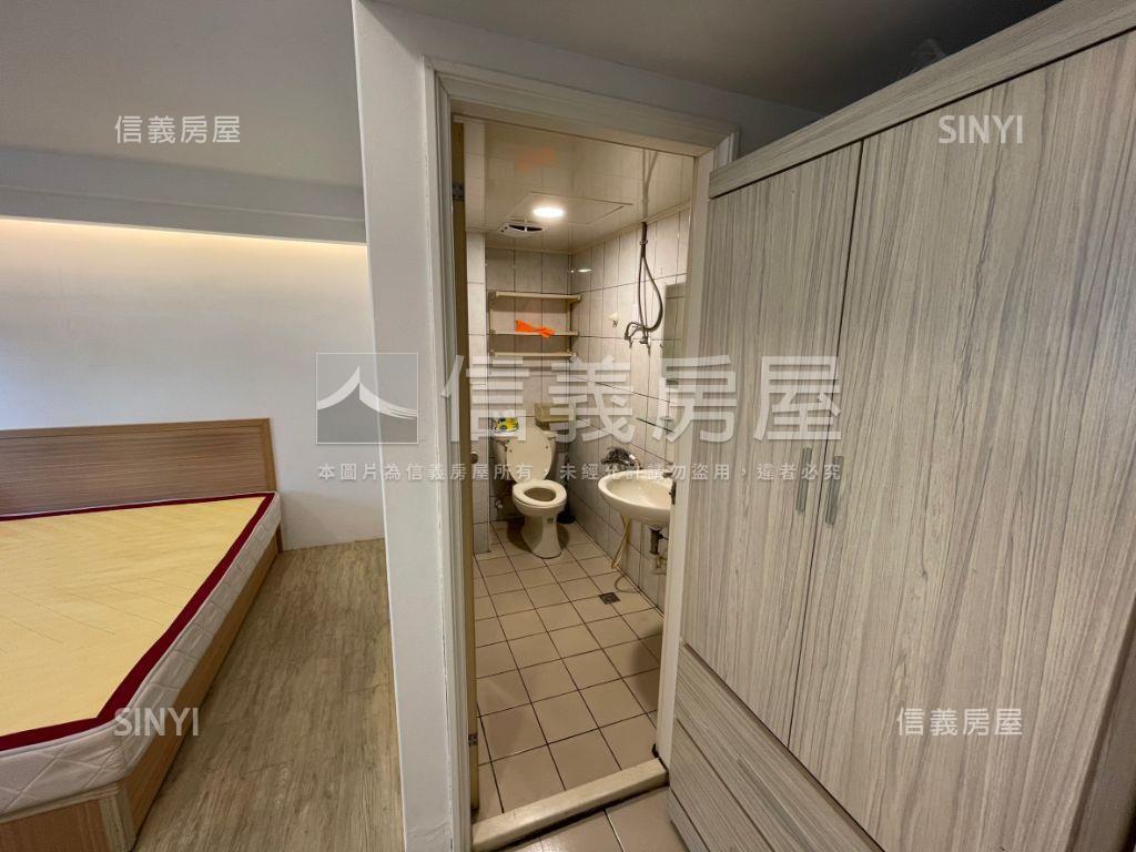 東海角窗店面透套房屋室內格局與周邊環境