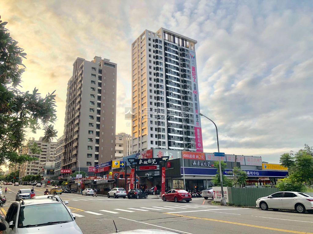 東海角窗店面透套房屋室內格局與周邊環境