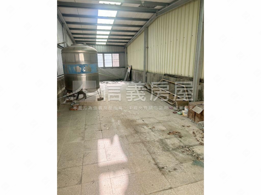 楠梓近捷運正街透天房屋室內格局與周邊環境