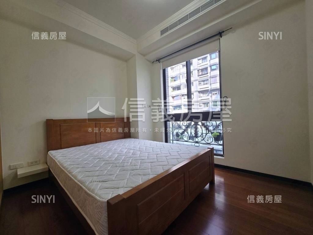 昇陽Ｇｒａｎｄ高樓２房房屋室內格局與周邊環境