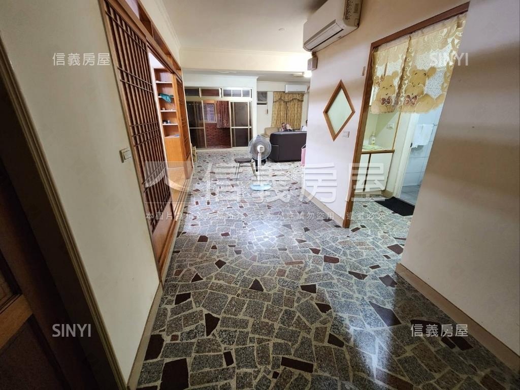 菜寮捷運青春公寓二樓房屋室內格局與周邊環境