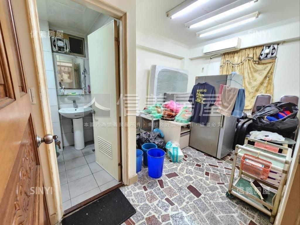 菜寮捷運青春公寓二樓房屋室內格局與周邊環境