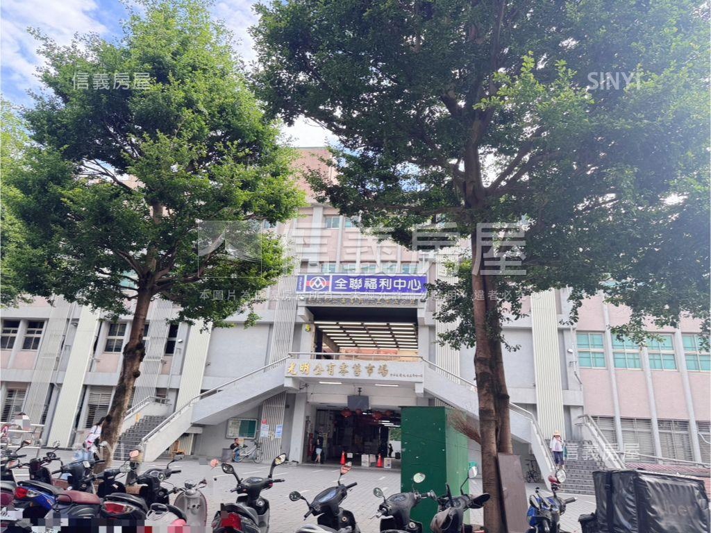 菜寮捷運青春公寓二樓房屋室內格局與周邊環境