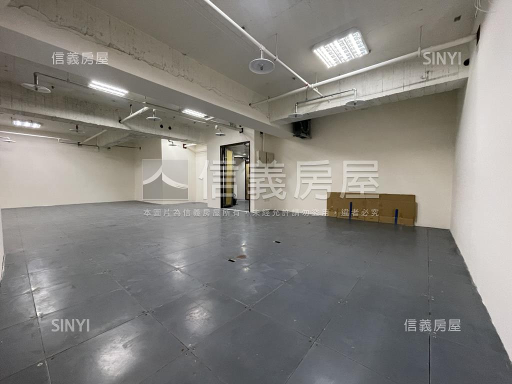 近永安捷運時代金融中心２房屋室內格局與周邊環境