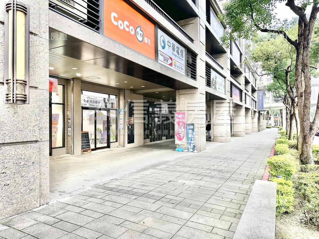 Ａ７遠雄文青路口醒目金店房屋室內格局與周邊環境