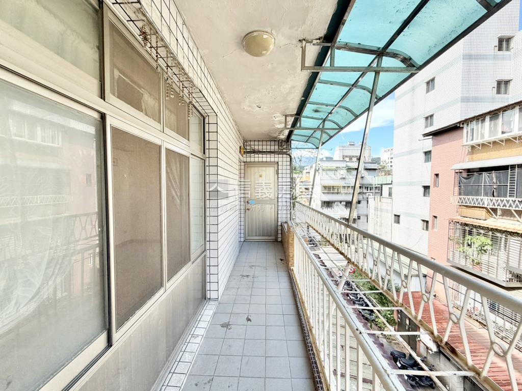 【義理街】石牌捷運頂加房屋室內格局與周邊環境