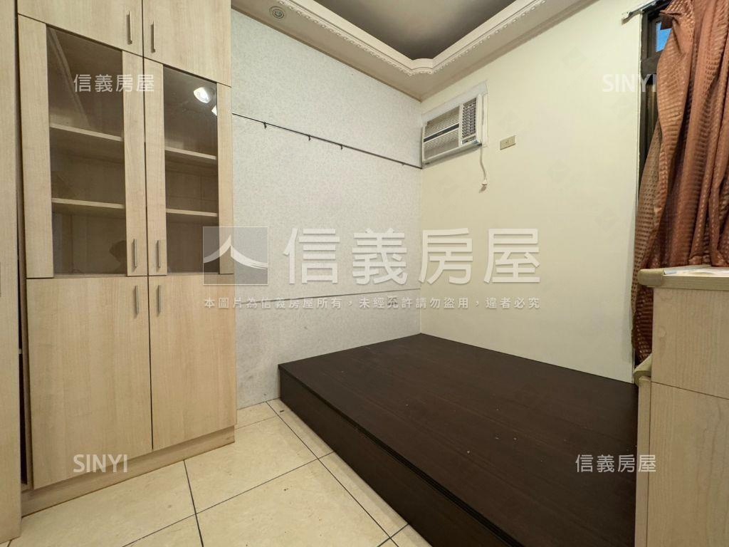 帥近四維國小捷運站美三房房屋室內格局與周邊環境