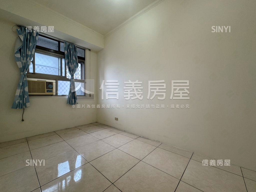 帥近四維國小捷運站美三房房屋室內格局與周邊環境