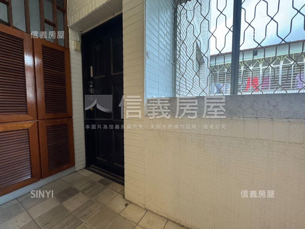 帥近四維國小捷運站美三房房屋室內格局與周邊環境