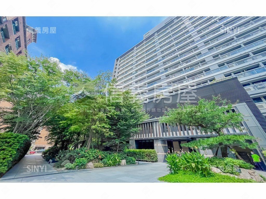 近捷運朝南Ｇ７首綻房屋室內格局與周邊環境