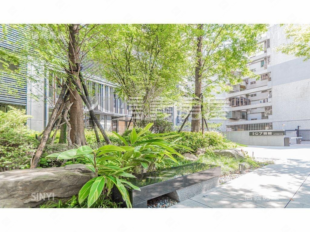 近捷運朝南Ｇ７首綻房屋室內格局與周邊環境