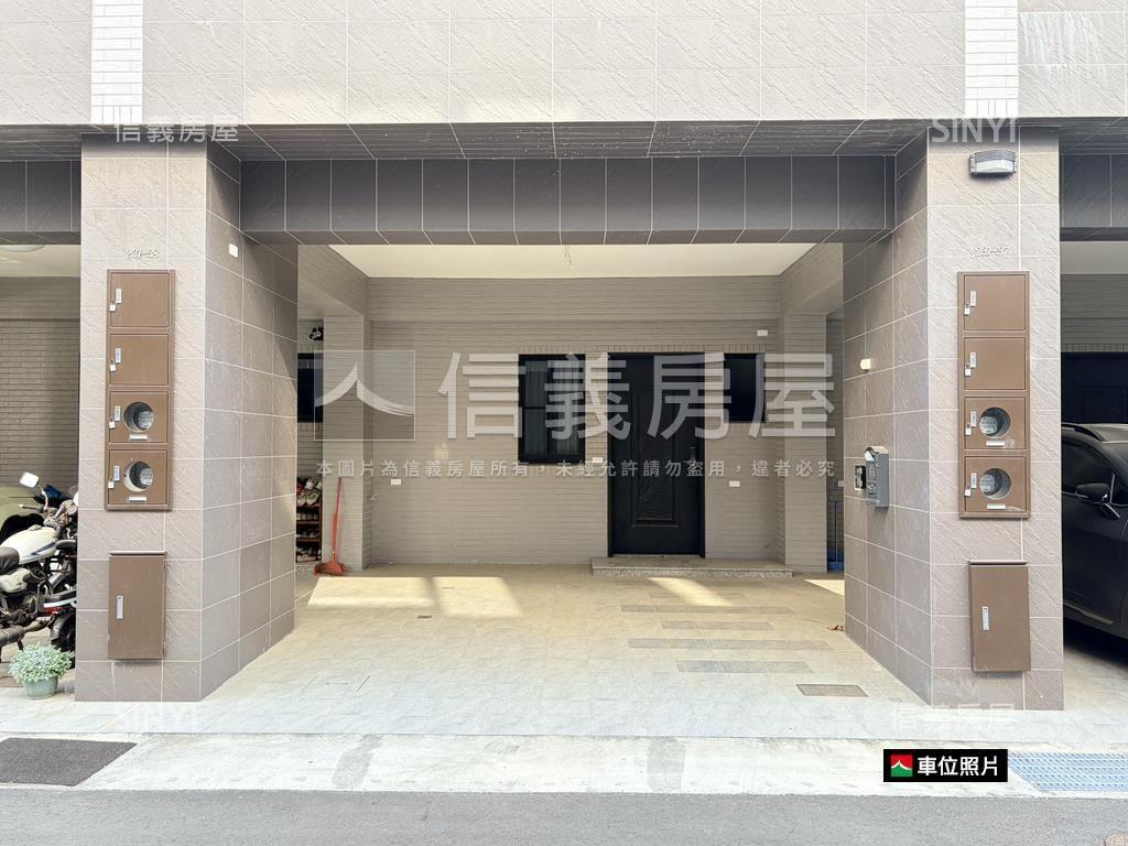南科萊茵河全新四套雙車墅房屋室內格局與周邊環境