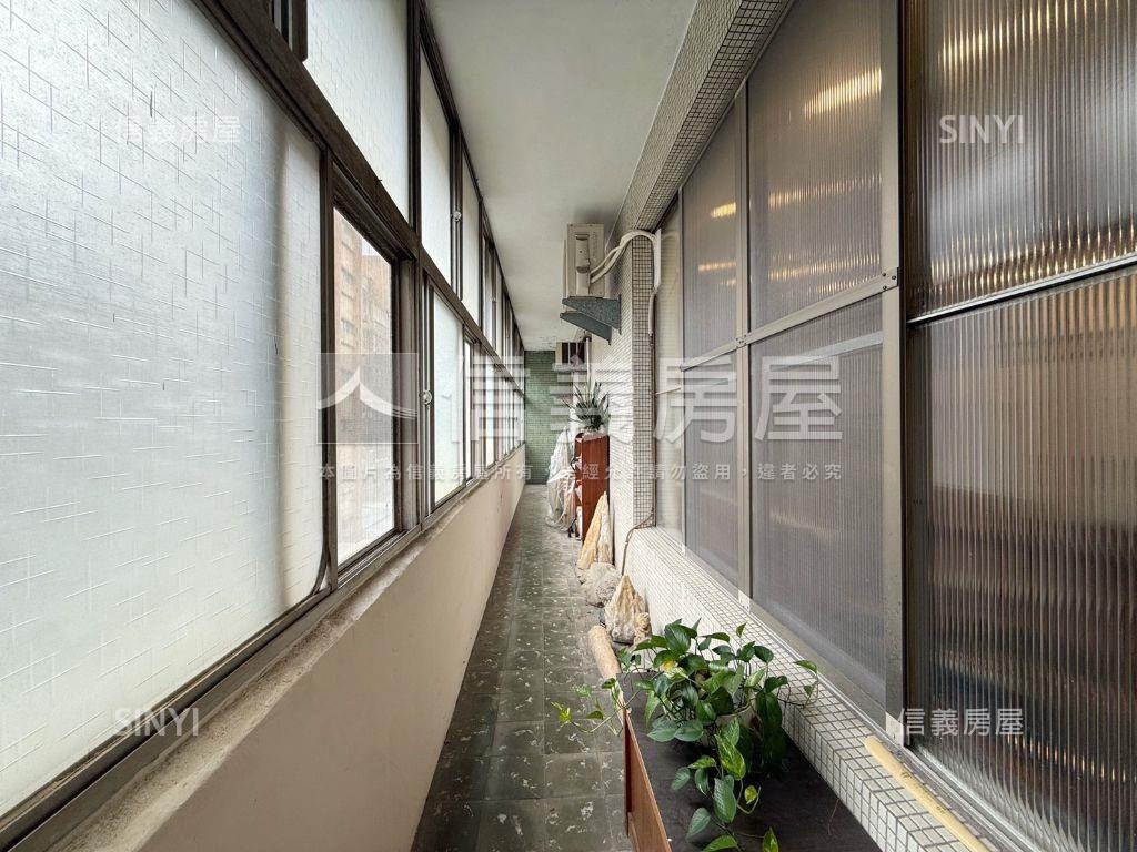 秀朗方正公寓房屋室內格局與周邊環境