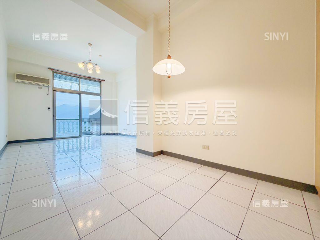 伴吾★壯麗山景三房車位房屋室內格局與周邊環境