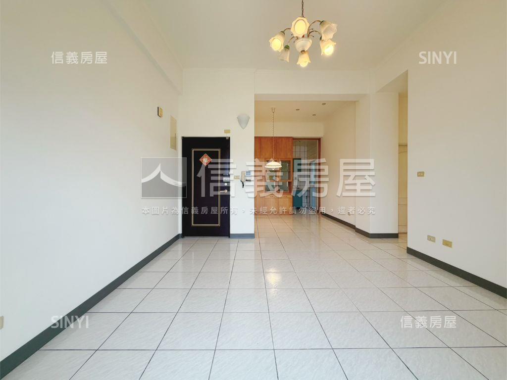 伴吾★壯麗山景三房車位房屋室內格局與周邊環境