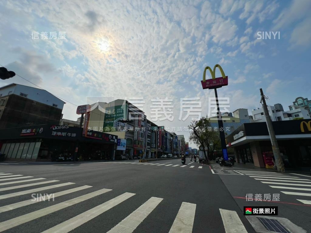 東門路二段面寬雙店面房屋室內格局與周邊環境