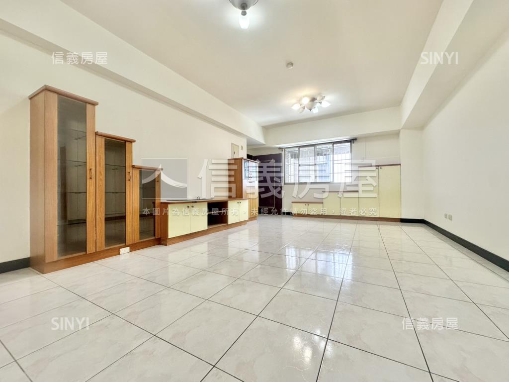 東興陽光採光大三房平車房屋室內格局與周邊環境