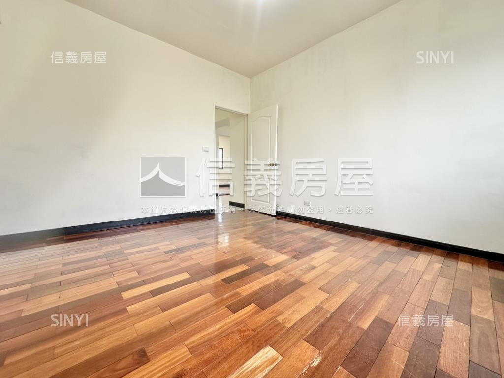 東興陽光採光大三房平車房屋室內格局與周邊環境