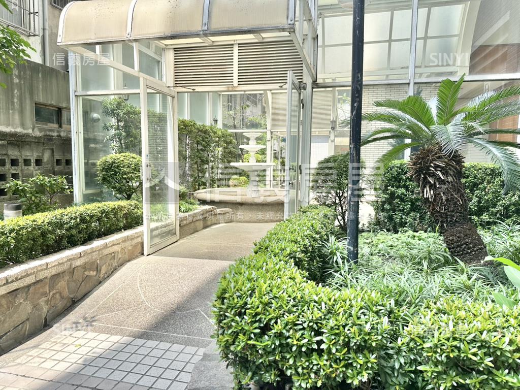 東興陽光採光大三房平車房屋室內格局與周邊環境