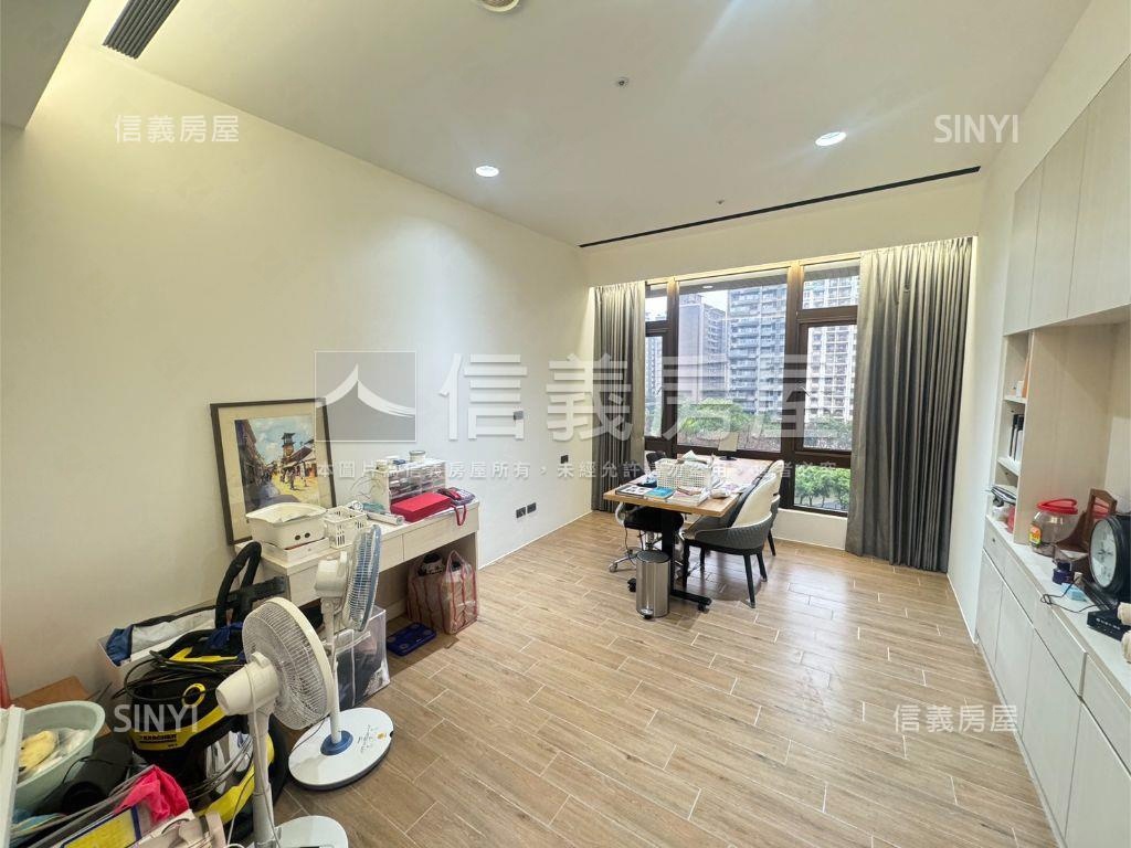 全新裝潢公園景觀中央公園房屋室內格局與周邊環境