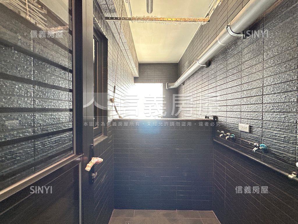 安美城心含裝潢兩房房屋室內格局與周邊環境