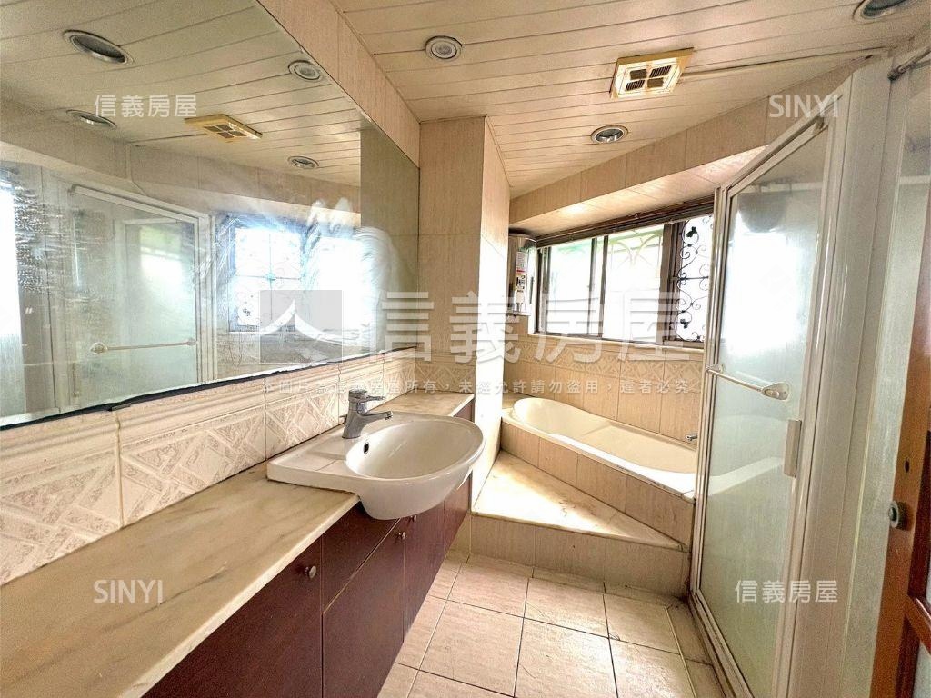 巴黎亮麗美景好宅房屋室內格局與周邊環境