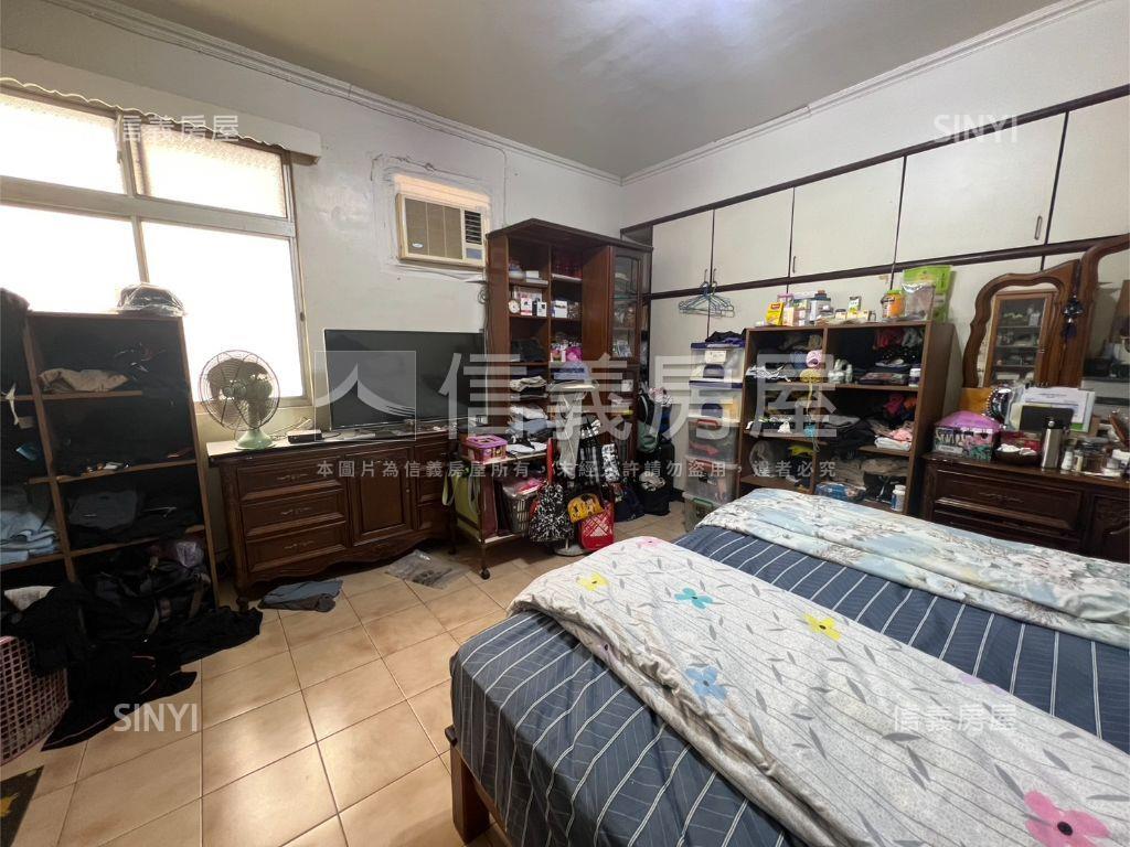 近捷運大空間公寓四樓房屋室內格局與周邊環境