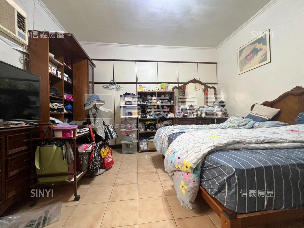 近捷運大空間公寓四樓房屋室內格局與周邊環境