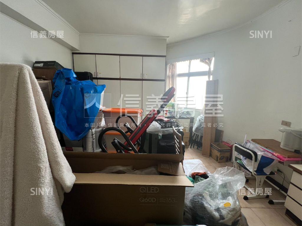 近捷運大空間公寓四樓房屋室內格局與周邊環境