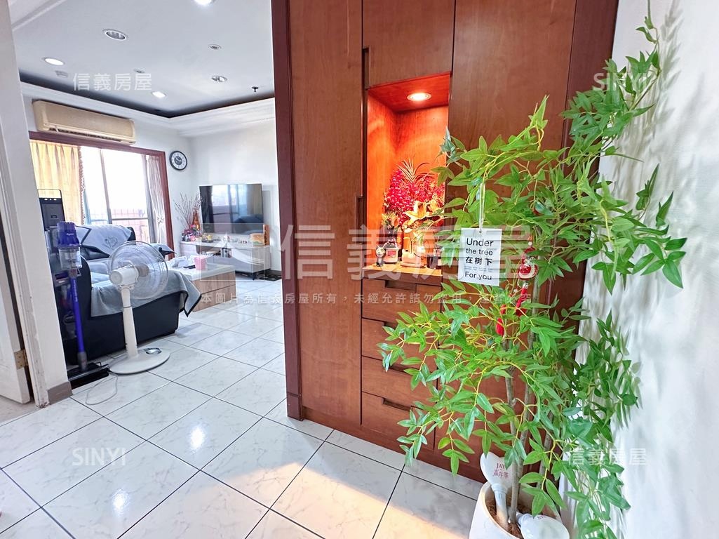 威尼斯河岸景觀三房房屋室內格局與周邊環境