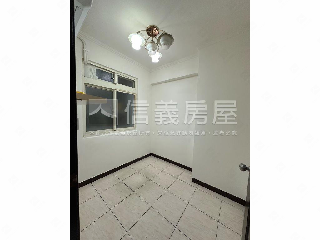 天祥街頂加精美大空間房屋室內格局與周邊環境