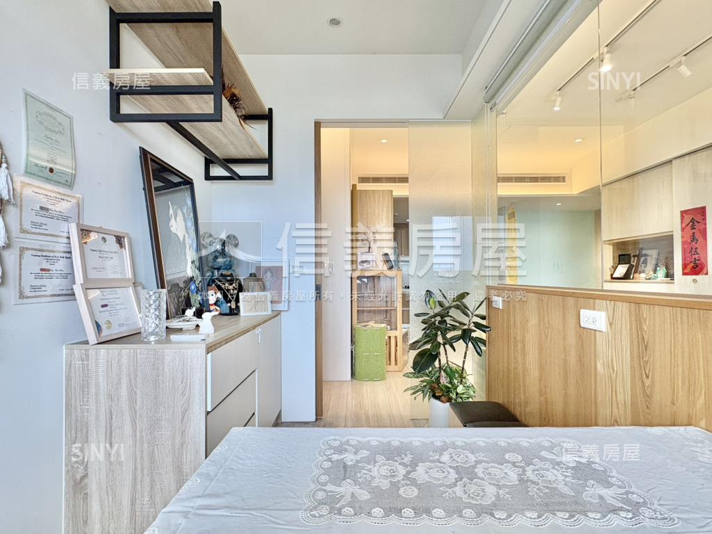 新源邸質感裝潢美三房平車房屋室內格局與周邊環境