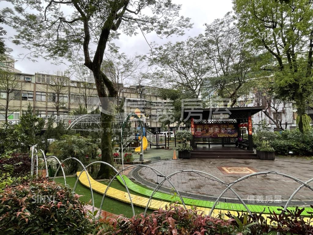 近捷運站忠孝龍華森之邸房屋室內格局與周邊環境