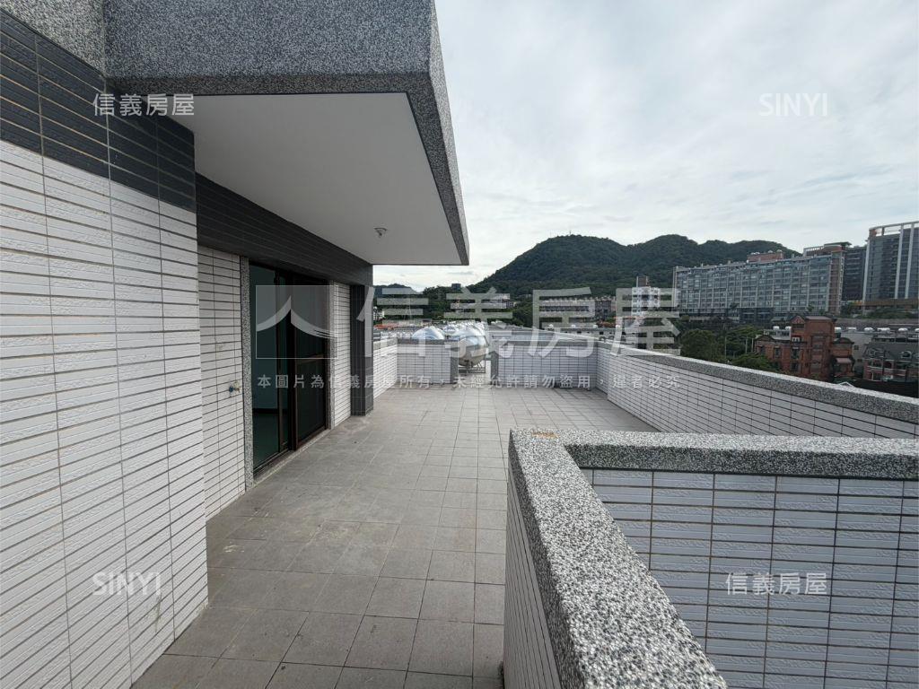 石門景觀電梯店面別墅Ｂ房屋室內格局與周邊環境