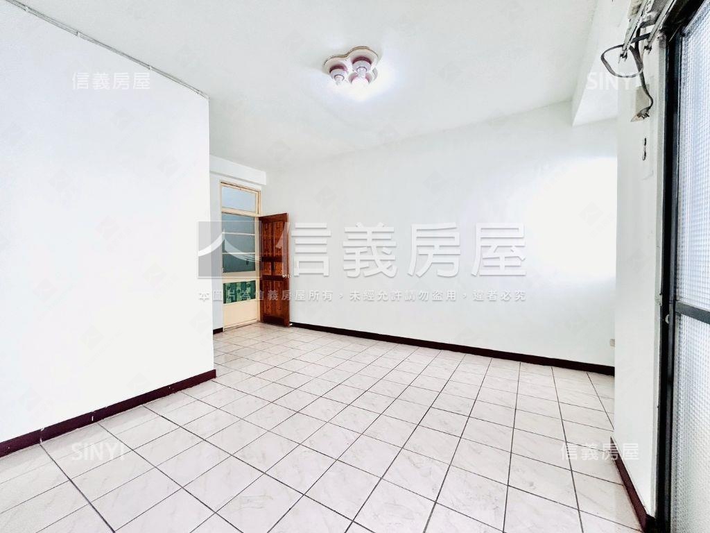 新接！華美市場旁美透天！房屋室內格局與周邊環境