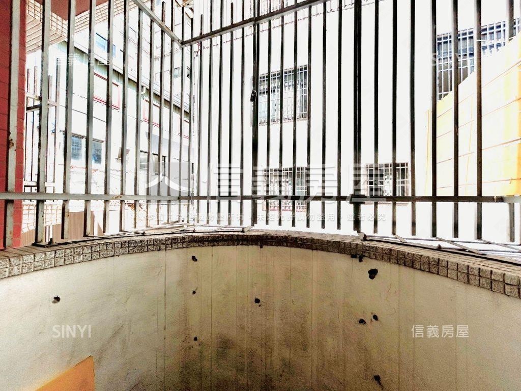 新接！華美市場旁美透天！房屋室內格局與周邊環境