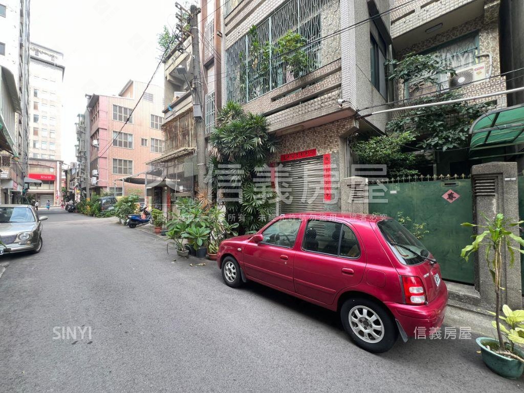 專任前後臨路文青公寓小店房屋室內格局與周邊環境