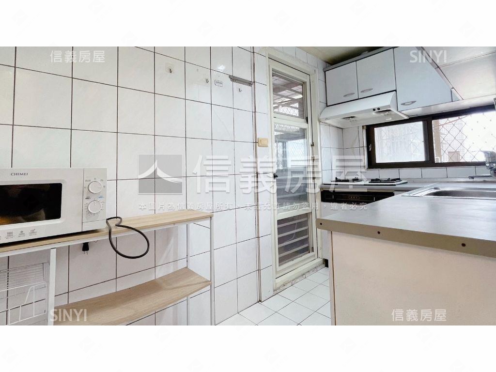 總圖Ｔｐａｒｋ旁４房房屋室內格局與周邊環境