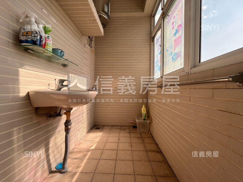 仁德｜義林六街森活車墅房屋室內格局與周邊環境