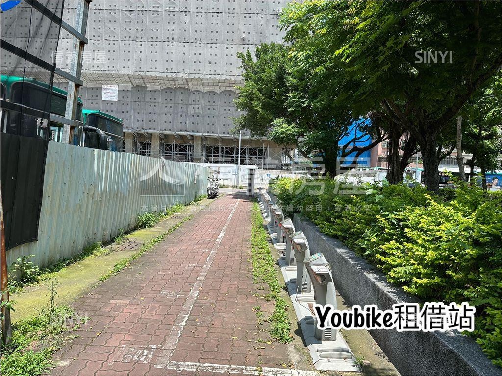 盧登堡典藏豪邸三房車位房屋室內格局與周邊環境