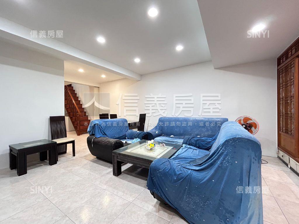 秀山國小極品大空間房屋室內格局與周邊環境